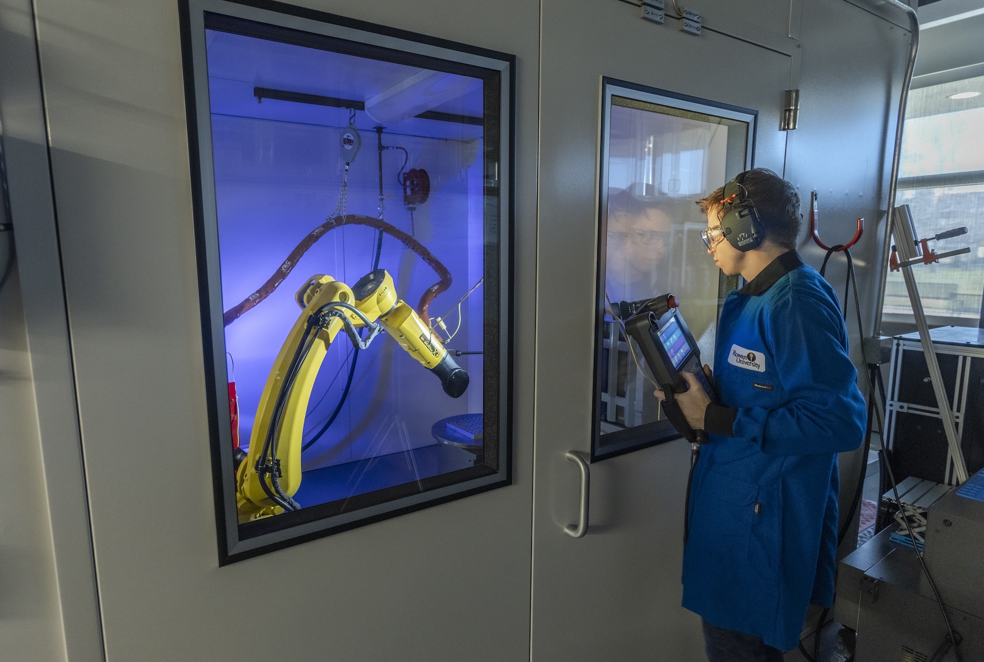 Advanced Materials and Manufacturing Institute